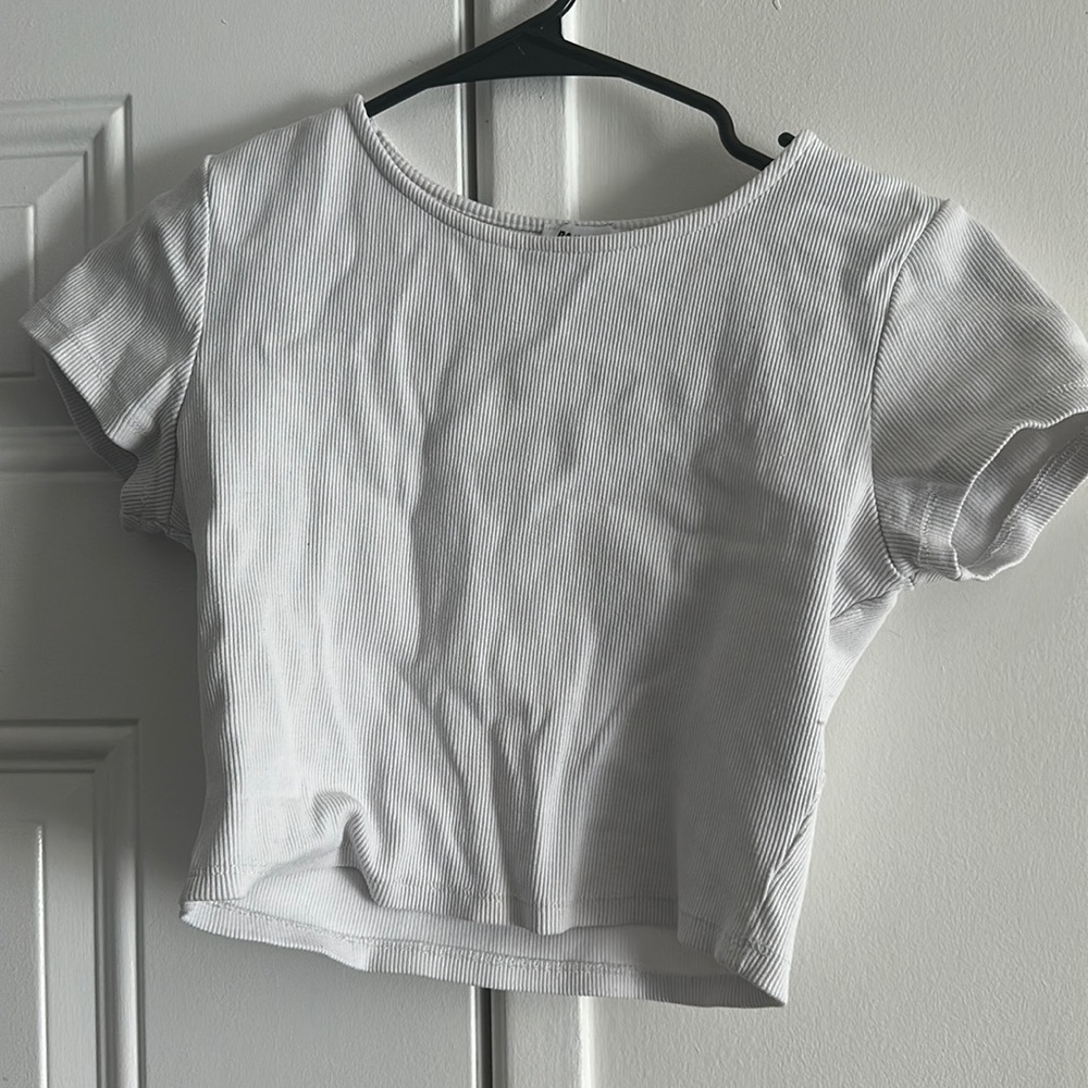 Princess Polly baby white tee